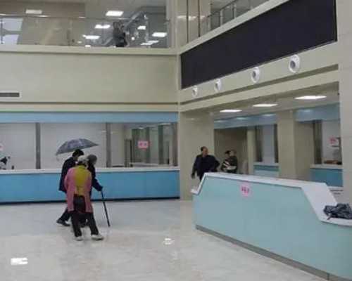 深圳唯一免费的寺庙,小说：富商女儿为感谢他，他欣然赴约，白富美旁敲侧击